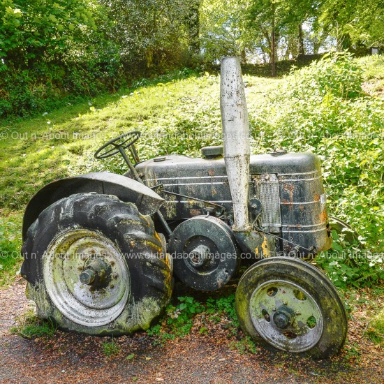 The Old Marshall (Field Marshall Tractor) Greeting card D1-022 (8410)